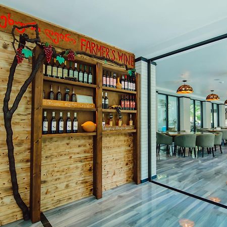 Capo Verde Hotel Batumi Eksteriør bilde