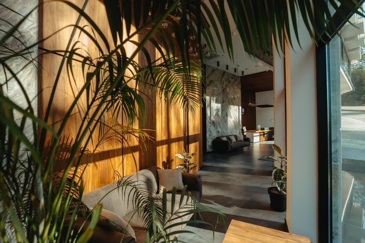 Capo Verde Hotel Batumi Eksteriør bilde