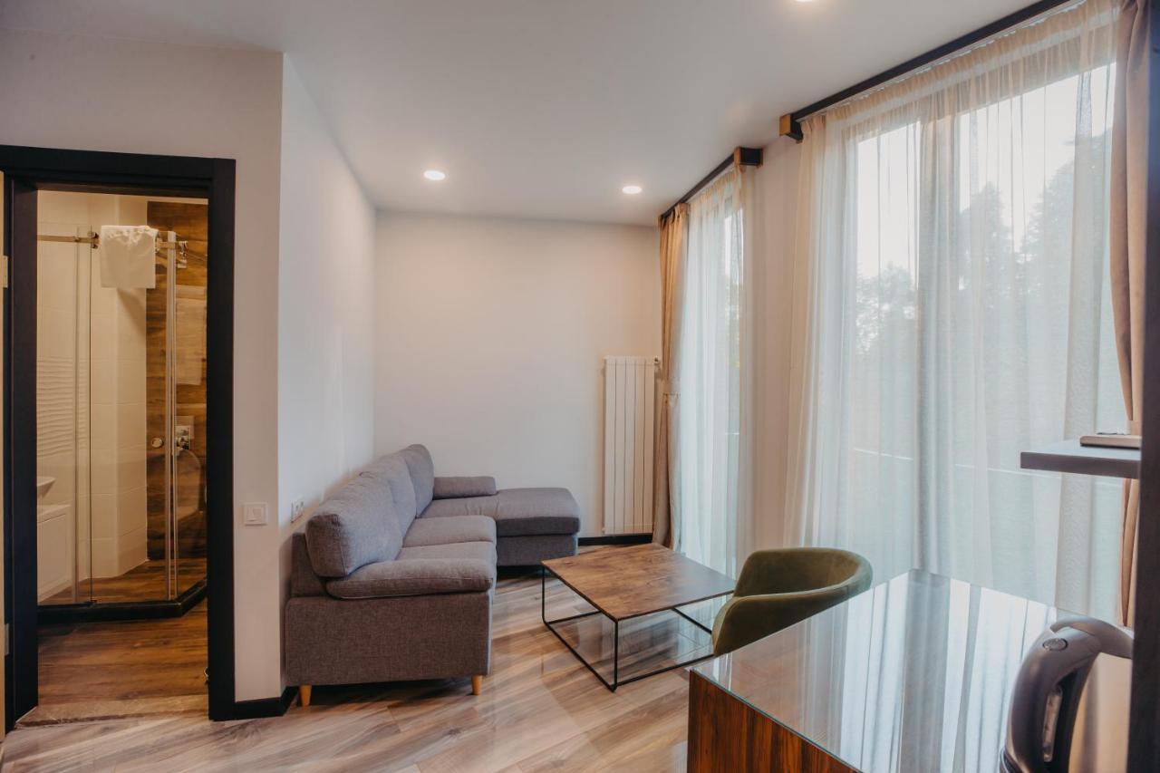 Capo Verde Hotel Batumi Eksteriør bilde