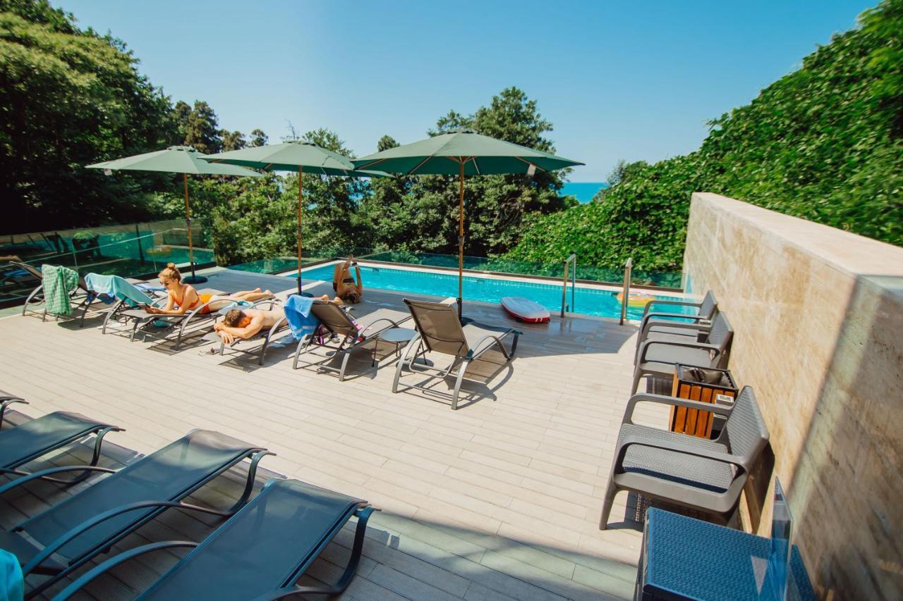Capo Verde Hotel Batumi Eksteriør bilde
