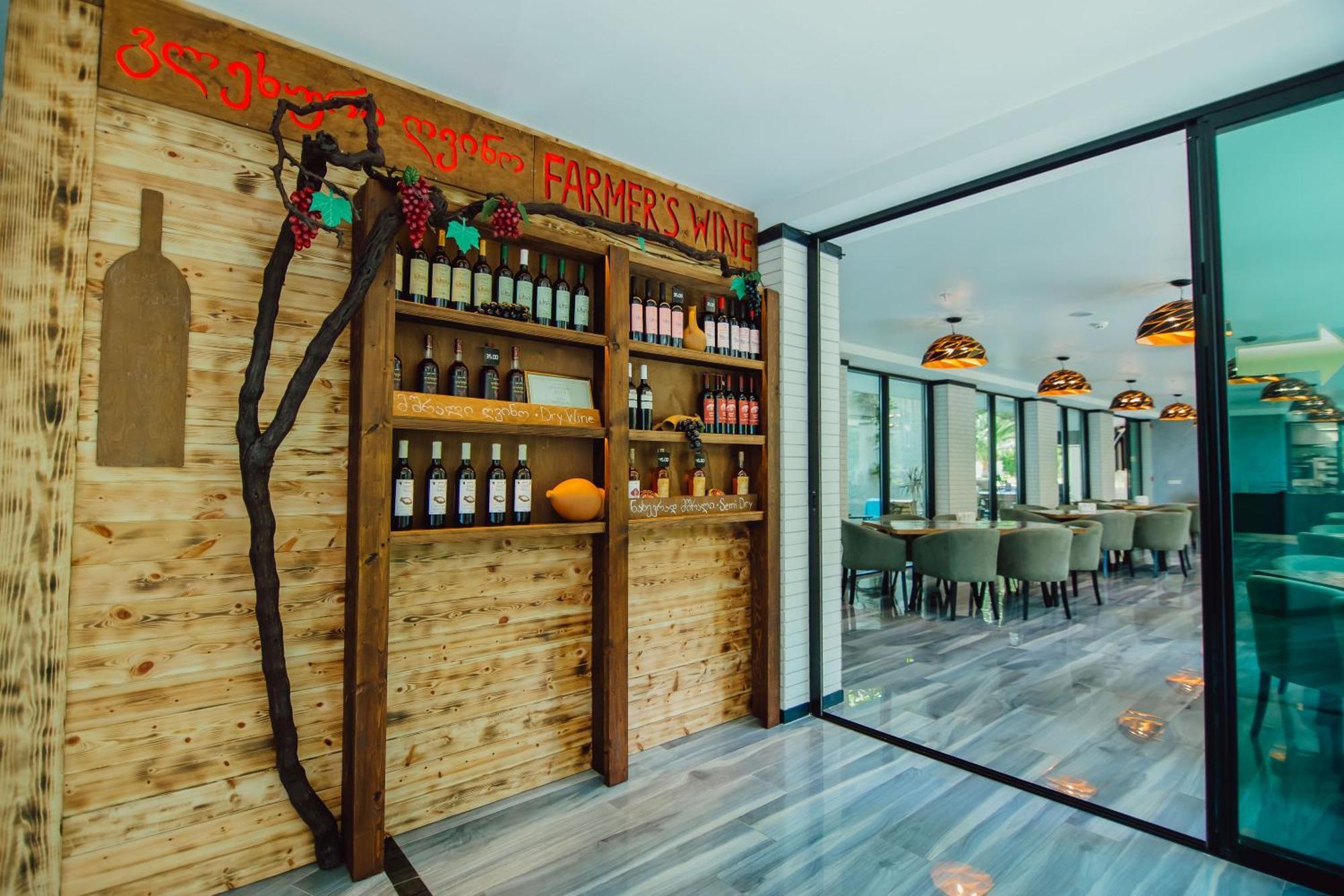 Capo Verde Hotel Batumi Eksteriør bilde