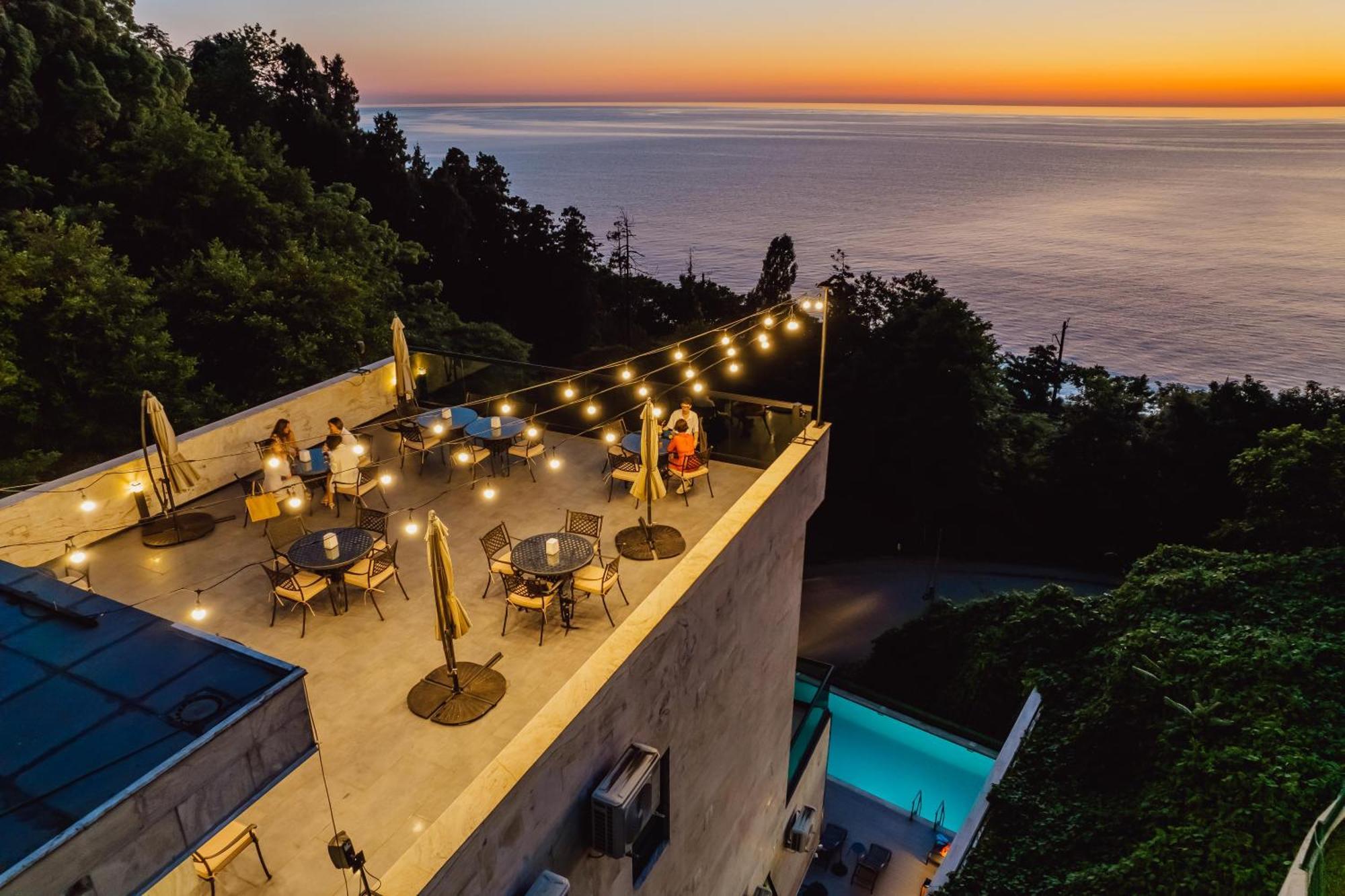 Capo Verde Hotel Batumi Eksteriør bilde