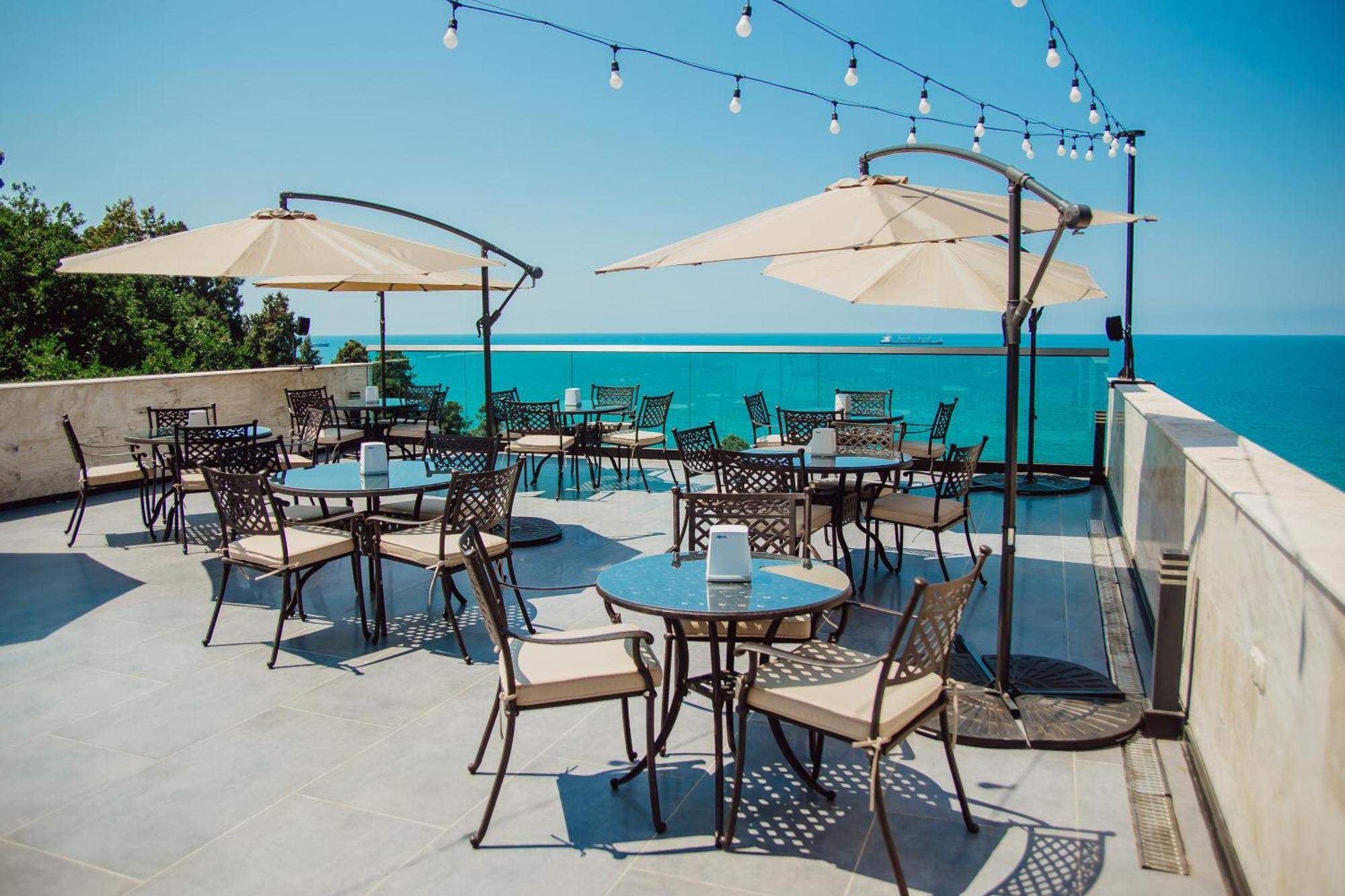 Capo Verde Hotel Batumi Eksteriør bilde