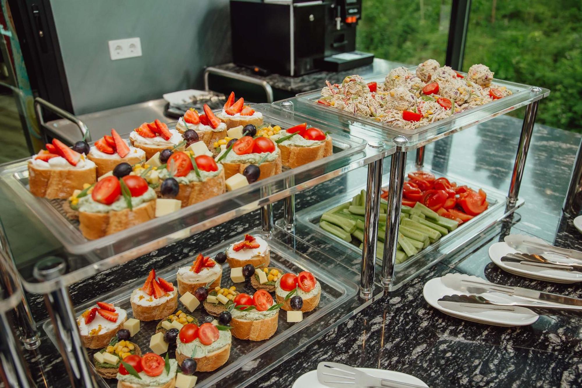 Capo Verde Hotel Batumi Eksteriør bilde