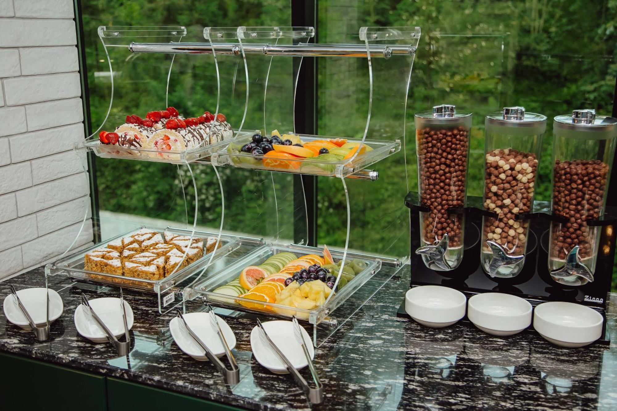 Capo Verde Hotel Batumi Eksteriør bilde