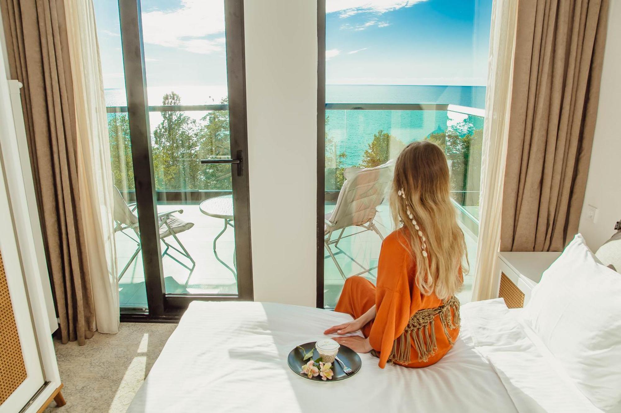 Capo Verde Hotel Batumi Eksteriør bilde